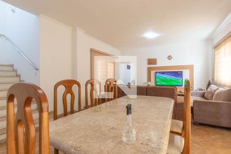 Sala de casa à venda com 3 quartos, 246m² em Trevo, Belo Horizonte