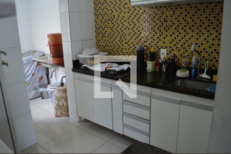 Apartamento à venda com 88m², 2 quartos e 2 vagasCozinha