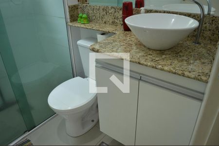 Apartamento à venda com 88m², 2 quartos e 2 vagasBanheiro Social