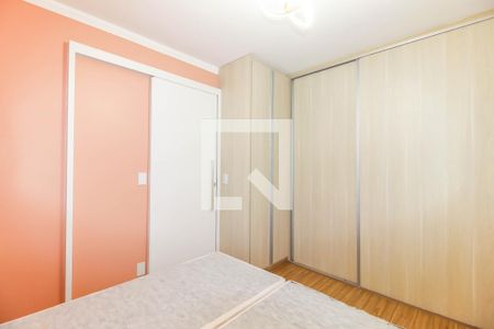 Suíte de casa de condomínio para alugar com 4 quartos, 135m² em Vila Carrão, São Paulo
