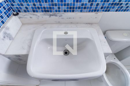 Casa de condomínio à venda com 100m², 3 quartos e 2 vagasBanheiro da Suíte