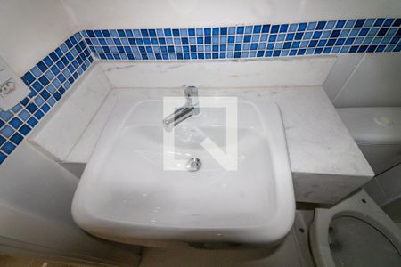 Casa de condomínio à venda com 100m², 3 quartos e 2 vagasBanheiro