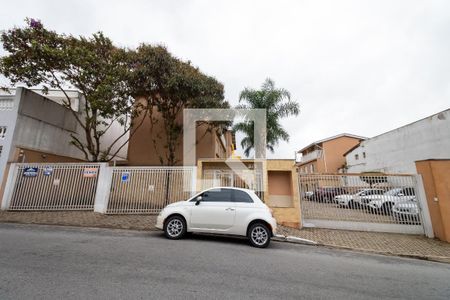 Casa de condomínio à venda com 100m², 3 quartos e 2 vagasFachada