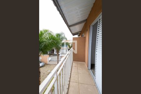 Casa de condomínio à venda com 100m², 3 quartos e 2 vagasSuíte varanda