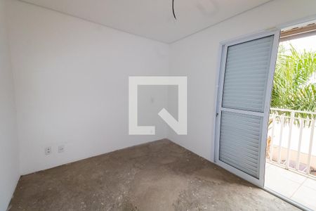 Casa de condomínio à venda com 100m², 3 quartos e 2 vagasSuíte