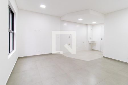 Sala/Quarto de kitnet/studio para alugar com 1 quarto, 28m² em Cidade Industrial de Curitiba, Curitiba