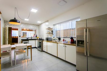 Casa à venda com 200m², 3 quartos e 3 vagasCozinha