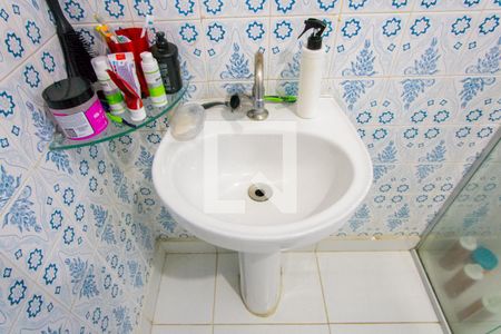 Casa à venda com 200m², 3 quartos e 3 vagasBanheiro social