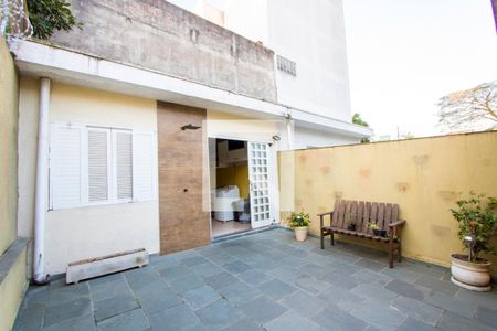 Casa à venda com 200m², 3 quartos e 3 vagasQuintal