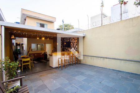 Casa à venda com 200m², 3 quartos e 3 vagasQuintal