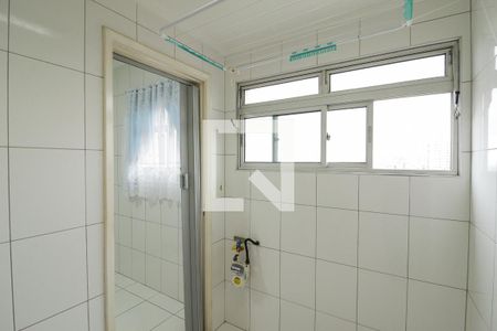 Apartamento à venda com 60m², 2 quartos e 1 vagaCozinha e Área de Serviço