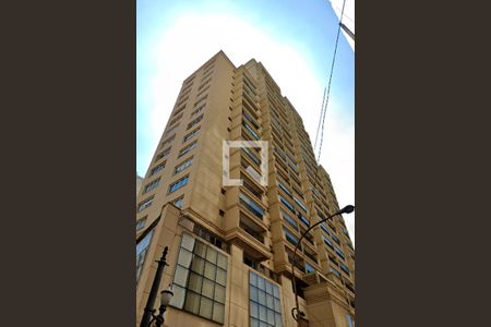 Apartamento à venda com 40m², 1 quarto e 1 vagaFachada