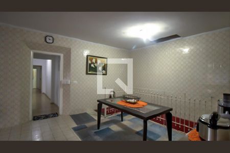 Casa à venda com 480m², 4 quartos e 2 vagasSala