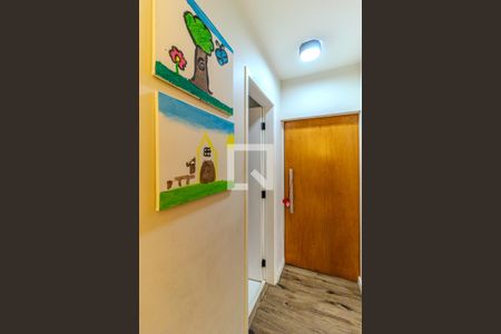 Apartamento à venda com 72m², 2 quartos e 1 vagaCorredor