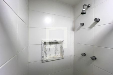 Apartamento à venda com 82m², 3 quartos e 2 vagasBanheiro