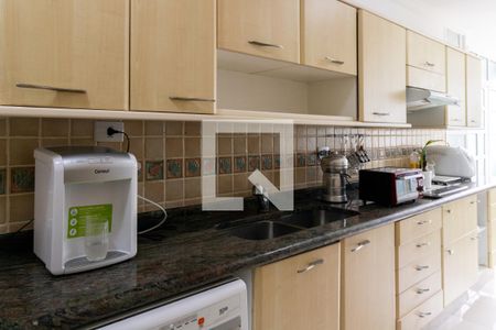 Apartamento para alugar com 189m², 4 quartos e 1 vagaCozinha