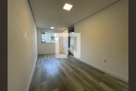 Sala de apartamento para alugar com 2 quartos, 41m² em Jardim Arpoador, São Paulo