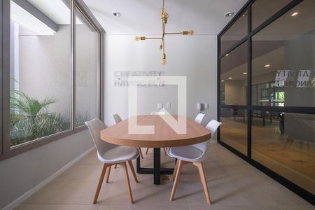 Studio à venda com 27m², 1 quarto e sem vaga Studio à venda com 27m², 1 quarto e sem vagaSala de Reunião