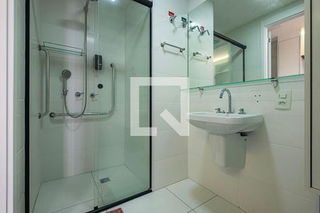 Banheiro de kitnet/studio à venda com 1 quarto, 27m² em Sumarezinho, São Paulo