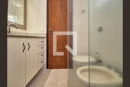 Apartamento à venda com 180m², 3 quartos e 2 vagas Apartamento à venda com 180m², 3 quartos e 2 vagasBanheiro 2