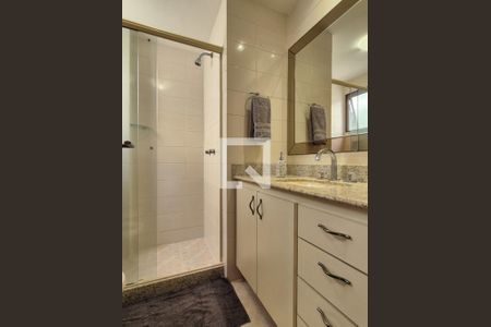 Apartamento à venda com 180m², 3 quartos e 2 vagas Apartamento à venda com 180m², 3 quartos e 2 vagasBanheiro 2