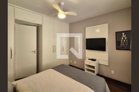 Apartamento à venda com 180m², 3 quartos e 2 vagas Apartamento à venda com 180m², 3 quartos e 2 vagasQuarto 1