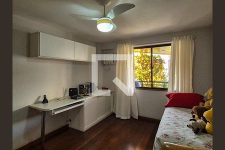 Apartamento à venda com 180m², 3 quartos e 2 vagas Apartamento à venda com 180m², 3 quartos e 2 vagasQuarto 2