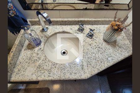 Apartamento à venda com 180m², 3 quartos e 2 vagas Apartamento à venda com 180m², 3 quartos e 2 vagasBanheiro 3