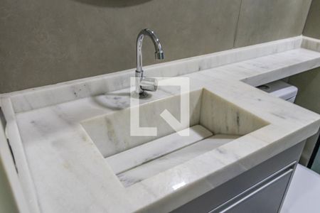 Apartamento à venda com 51m², 2 quartos e 1 vaga Apartamento à venda com 51m², 2 quartos e 1 vagaBanheiro