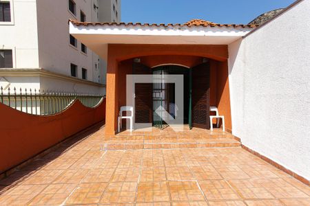 Casa à venda com 250m², 4 quartos e 2 vagas Casa à venda com 250m², 4 quartos e 2 vagasVaranda da Suíte 1