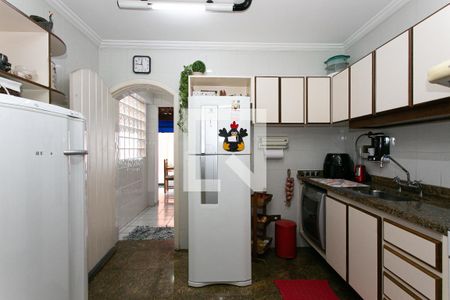 Casa à venda com 250m², 4 quartos e 2 vagas Casa à venda com 250m², 4 quartos e 2 vagasCozinha