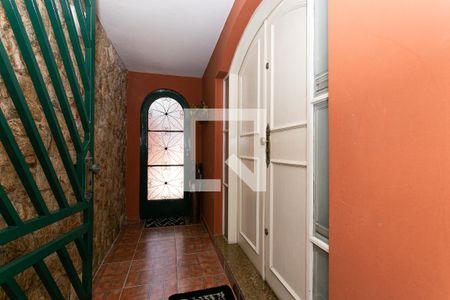 Casa à venda com 250m², 4 quartos e 2 vagas Casa à venda com 250m², 4 quartos e 2 vagasEntrada da Sala