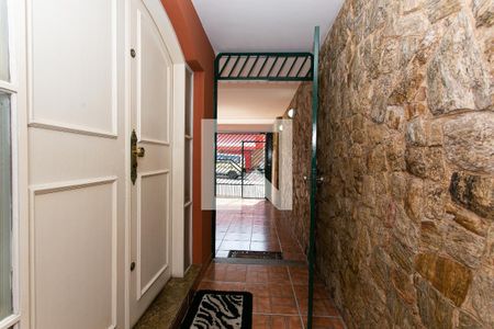 Casa à venda com 250m², 4 quartos e 2 vagas Casa à venda com 250m², 4 quartos e 2 vagasEntrada da Sala