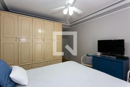 Casa à venda com 250m², 4 quartos e 2 vagas Casa à venda com 250m², 4 quartos e 2 vagasSuíte 1