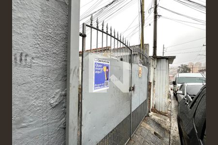 Casa de condomínio para alugar com 20m², 1 quarto e sem vaga Casa de condomínio para alugar com 20m², 1 quarto e sem vagaFachada