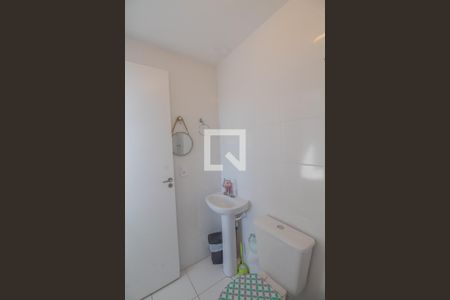 Banheiro  de apartamento para alugar com 1 quarto, 24m² em Cidade Satélite Santa Bárbara, São Paulo