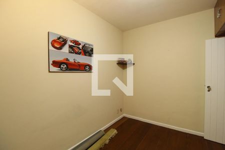 Casa à venda com 342m², 3 quartos e 7 vagasQuarto 2