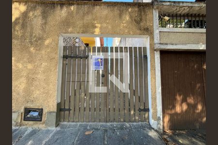 Casa à venda com 342m², 3 quartos e 7 vagas Casa à venda com 342m², 3 quartos e 7 vagasPlaca Quinto Andar