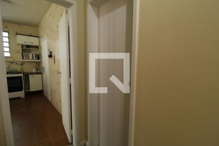 Casa à venda com 342m², 3 quartos e 7 vagasCorredor