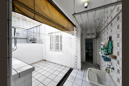 Casa à venda com 145m², 3 quartos e 1 vagaÁrea de Serviço