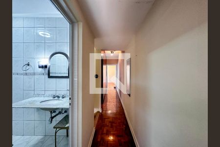 Casa à venda com 145m², 3 quartos e 1 vagaCorredor Quartos