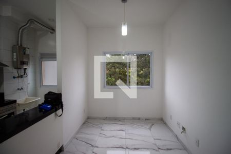 Sala de apartamento à venda com 2 quartos, 48m² em Itaquera, São Paulo
