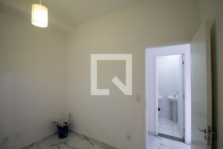 Quarto 1 de apartamento à venda com 2 quartos, 48m² em Itaquera, São Paulo