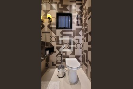 Casa à venda com 240m², 3 quartos e 4 vagasLavabo