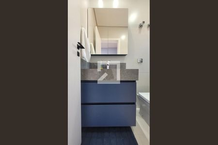 Casa à venda com 240m², 3 quartos e 4 vagasSuíte 3