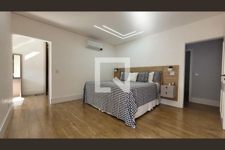 Casa à venda com 240m², 3 quartos e 4 vagasSuíte 2