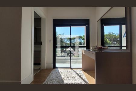 Casa à venda com 240m², 3 quartos e 4 vagasSuíte 2
