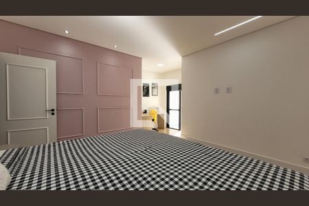 Casa à venda com 240m², 3 quartos e 4 vagasSuíte 2