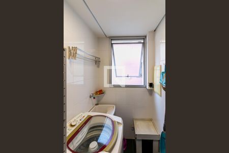 Apartamento à venda com 109m², 3 quartos e 2 vagasLavanderia 