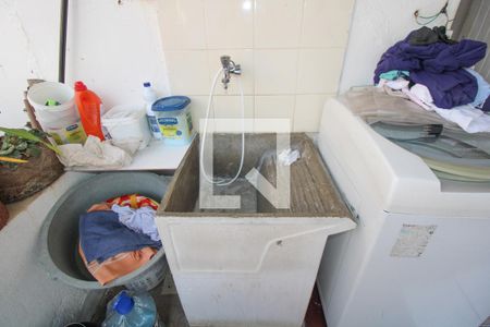 Casa à venda com 259m², 3 quartos e 3 vagas Casa à venda com 259m², 3 quartos e 3 vagasCasa 2 - Área de Serviço